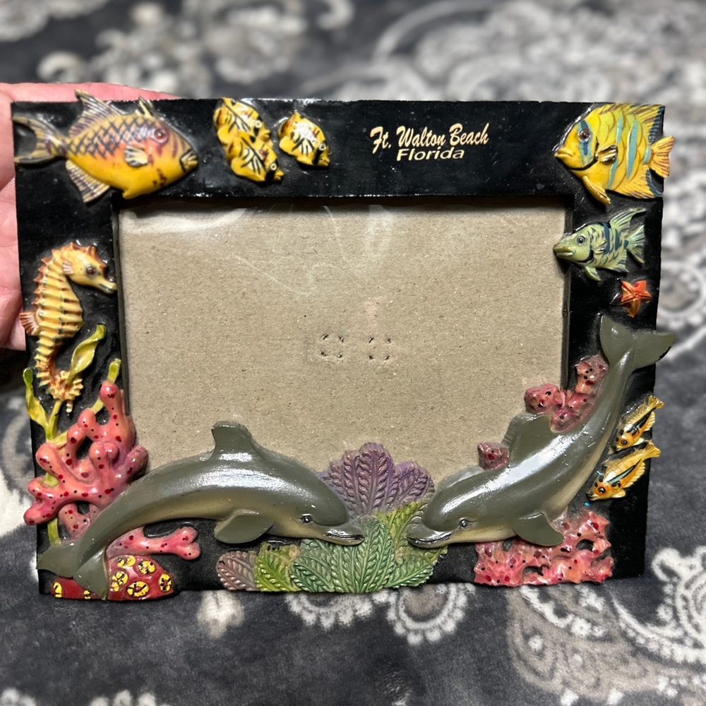 Ft. Walton Beach Florida picture frame. Holds up to a 4x6.  Pet/smoke free home.